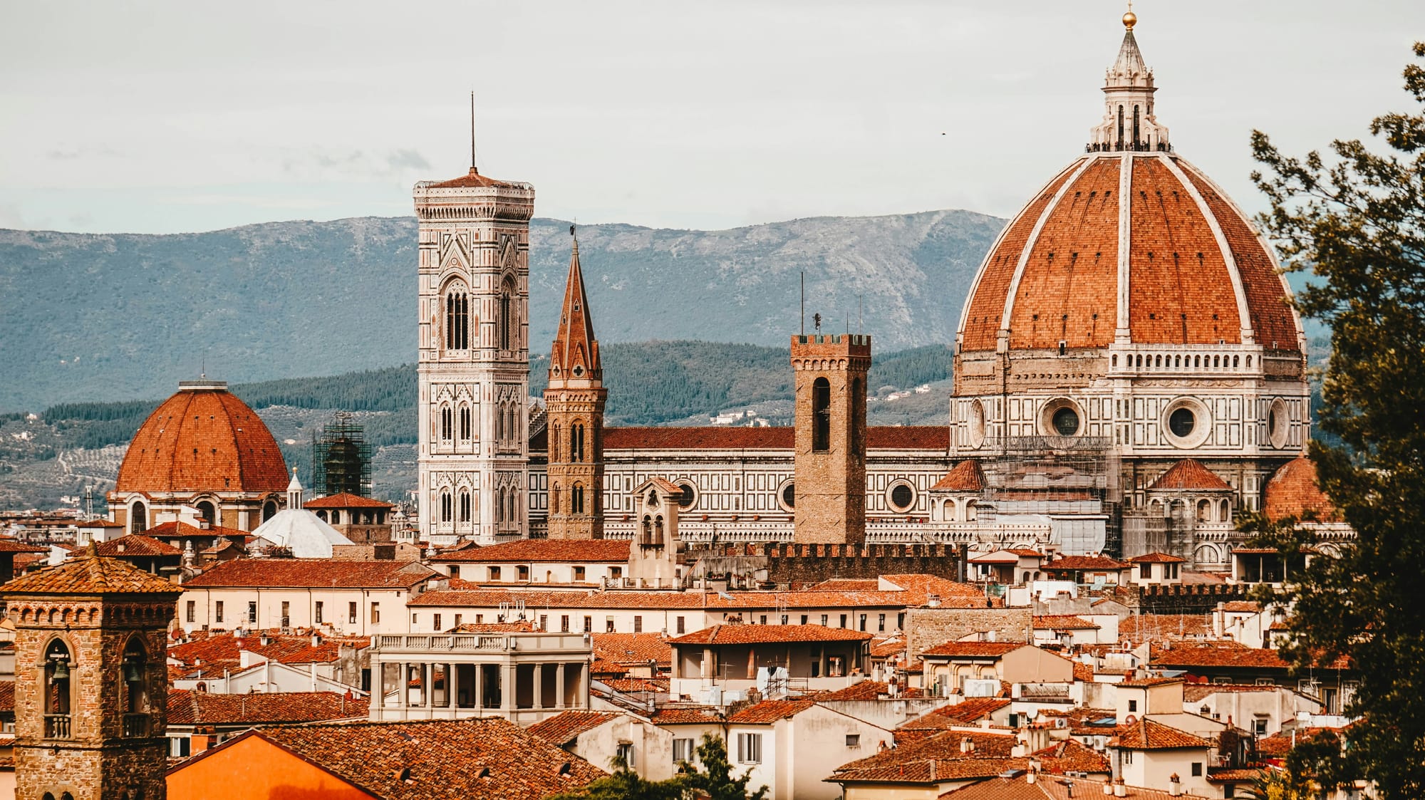 The city of Florence bathed in the light of early morning.