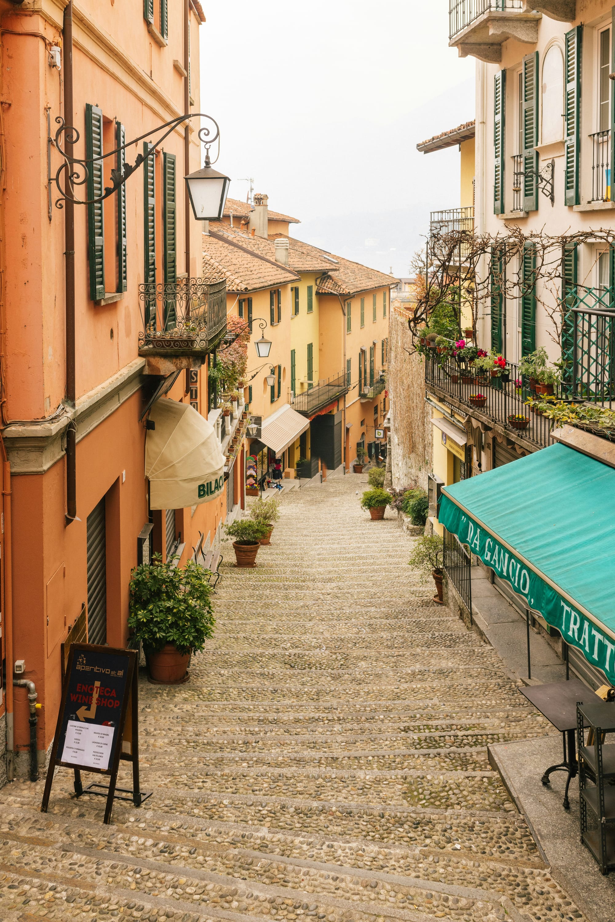 The narrow streets that are characteristic of Bellagio on Lake Como